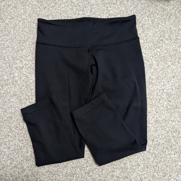 Lululemon Wunder Under mid-rise crops black luon sz 8 - Picture 2 of 10
